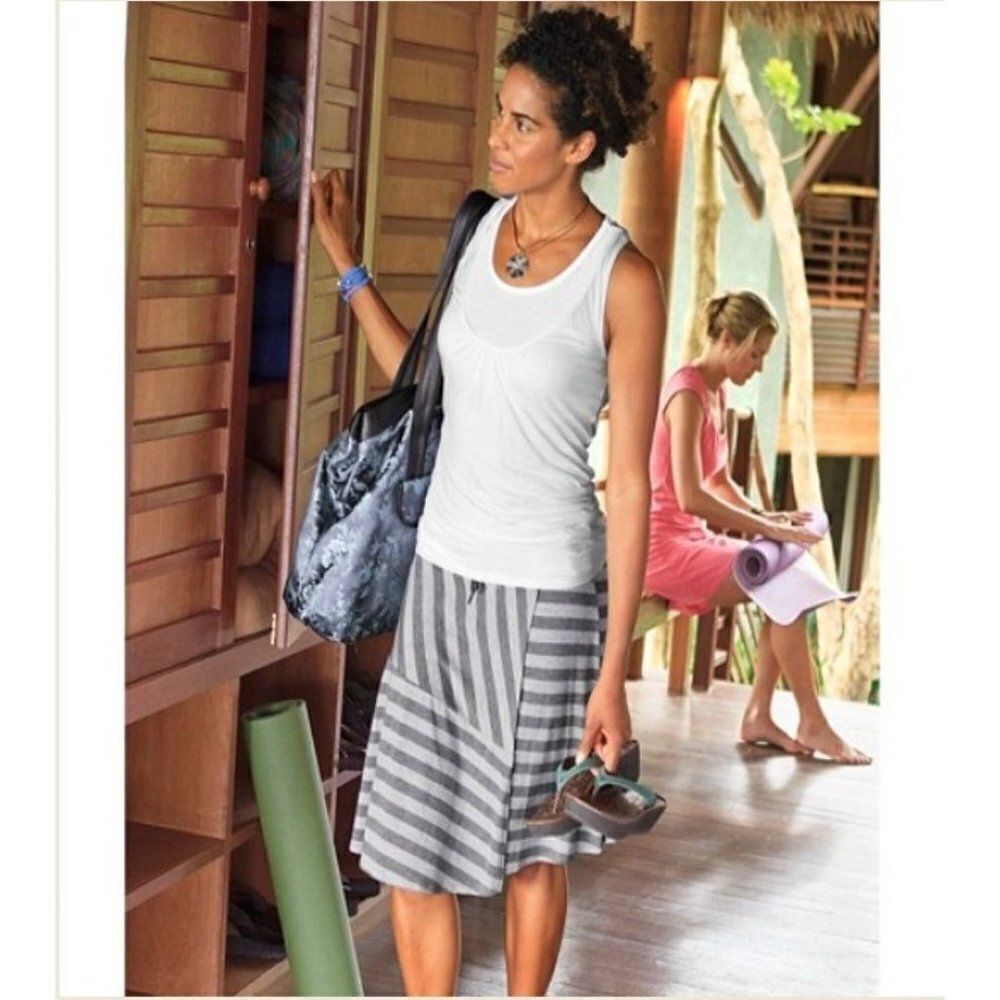 Athleta Gray Shadow Striped Faux Wrap Skirt, Drawstring Waist, small, sty 819645